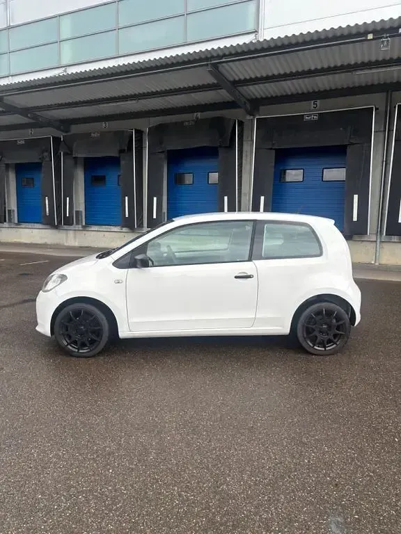 Gebraucht Skoda Citigo Easy 60 PS (44 kW) 2013 Weiß Kleinwagen