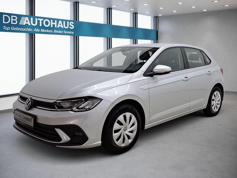 Silber Gebraucht 2023 VW Polo Life Kleinwagen | 15.670 € (Guter Preis) - Bild 1/4