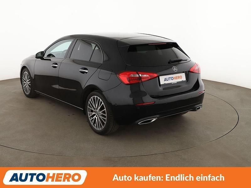 Gebraucht Mercedes A180 Progressive 136 PS (100 kW) 2020 Schwarz Limousine