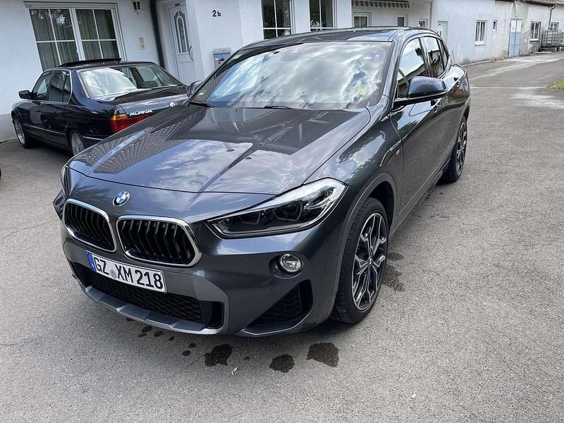Grau Gebraucht 2018 BMW X2 M Sport SUV | 19.850 € (Superpreis) - Bild 1/4