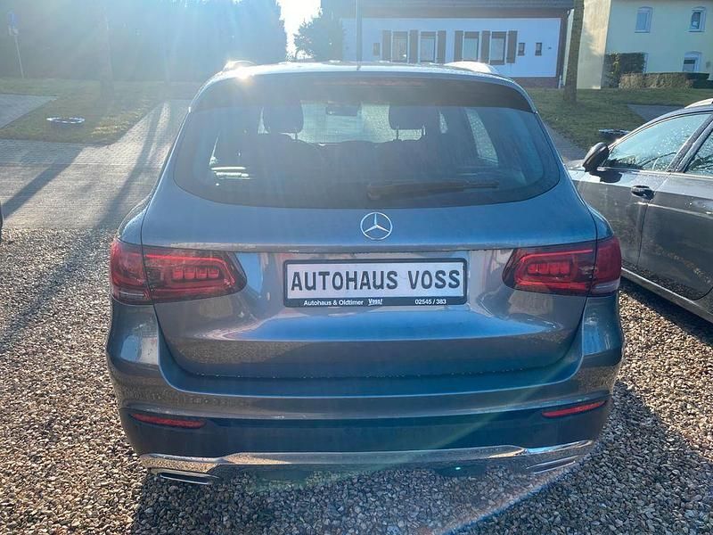 Gebraucht Mercedes GLC400d 330 PS (242 kW) 2022 Grau SUV