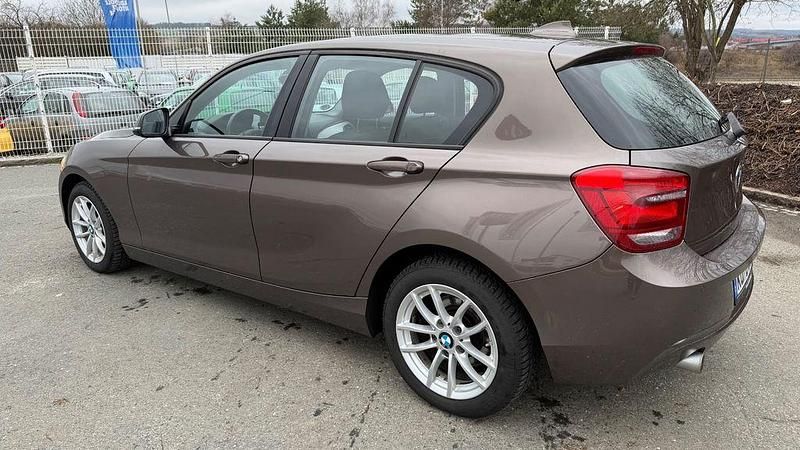 Gebraucht BMW 114 95 PS (69 kW) 2014 Braun Kleinwagen