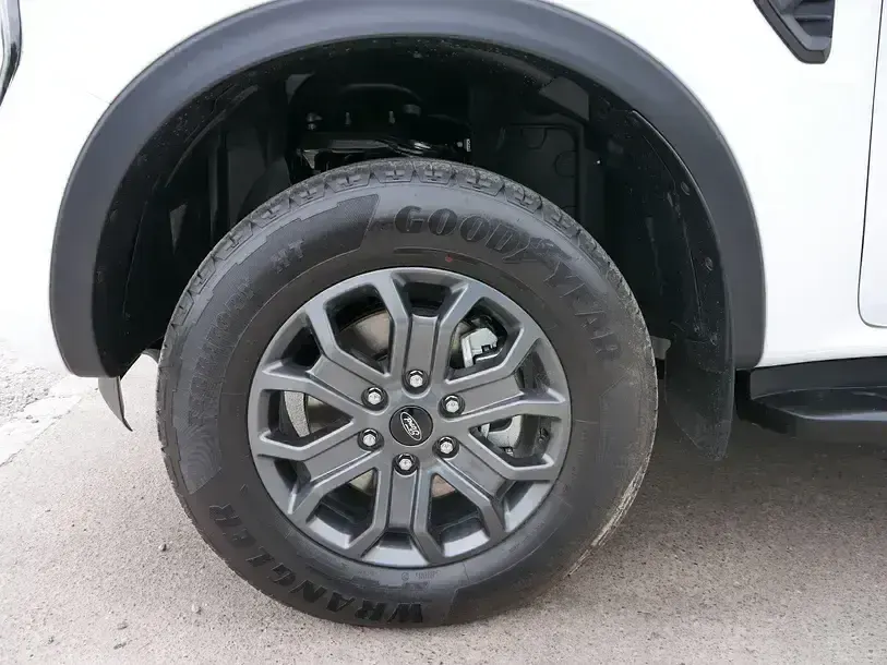 Neu Ford Ranger Wildtrack 205 PS (150 kW) 2026 Frozen white Pickup