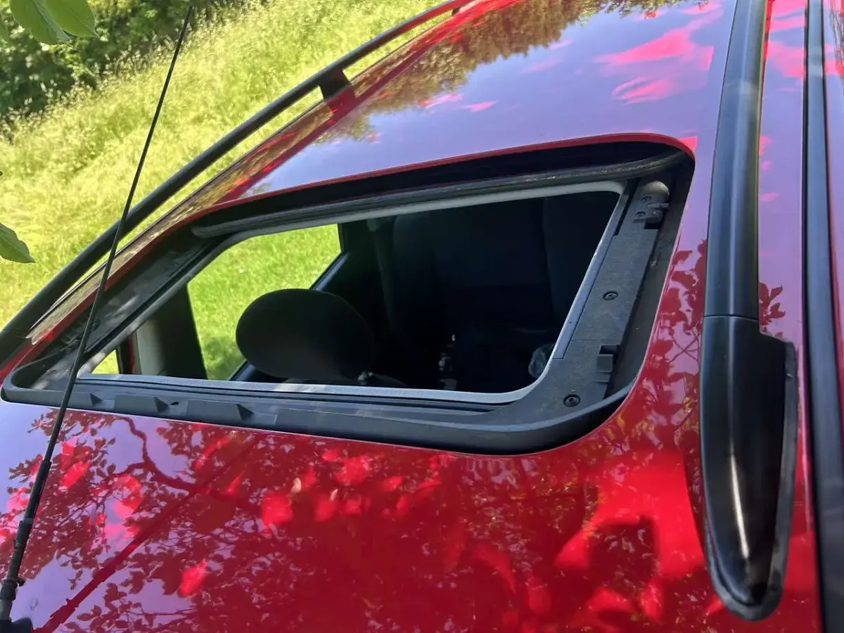 Gebraucht Ford Focus Ambiente 90 PS (66 kW) 1998 Limousine