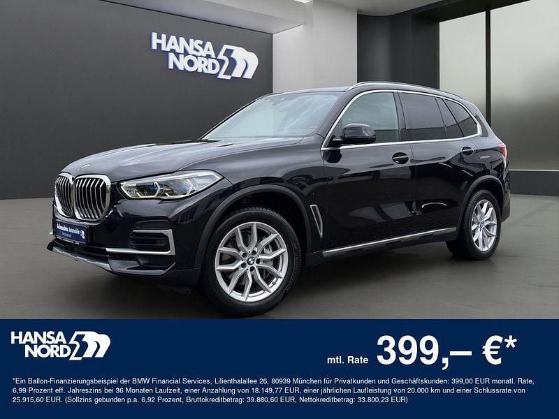 Schwarz / saphirschwarz (metallic) Gebraucht 2022 BMW X5 xLine SUV | 51.950 € (Fairer Preis) - Bild 1/4