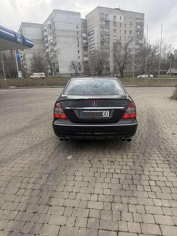 Gebraucht Mercedes E320 Avantgarde 224 PS (164 kW) 2006 Limousine