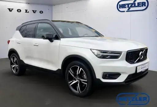 Gebraucht Volvo XC40 R-Design 261 PS (191 kW) 2021 Crystal white / metallic SUV