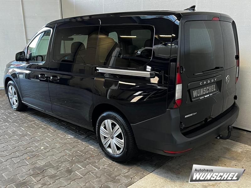 Gebraucht VW Caddy Maxi Basis 114 PS (83 kW) 2022 Schwarz Van / Kleinbus