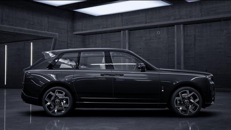 Neu Rolls Royce Cullinan 600 PS (441 kW) 2026 Black diamond SUV