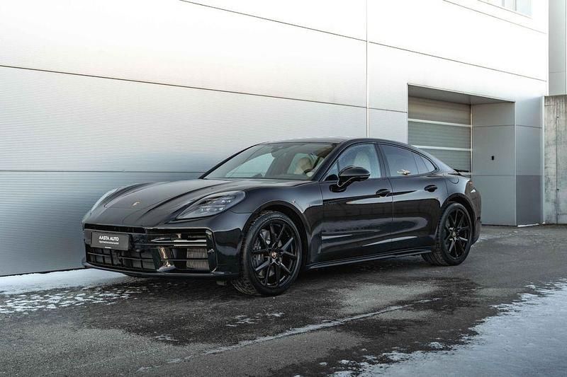 Gebraucht Porsche Panamera 4 470 PS (345 kW) 2025 Schwarz Limousine