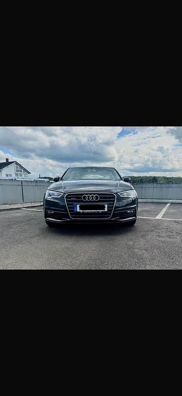 Gebraucht Audi A3 Ambiente 184 PS (135 kW) 2015 Braun Limousine