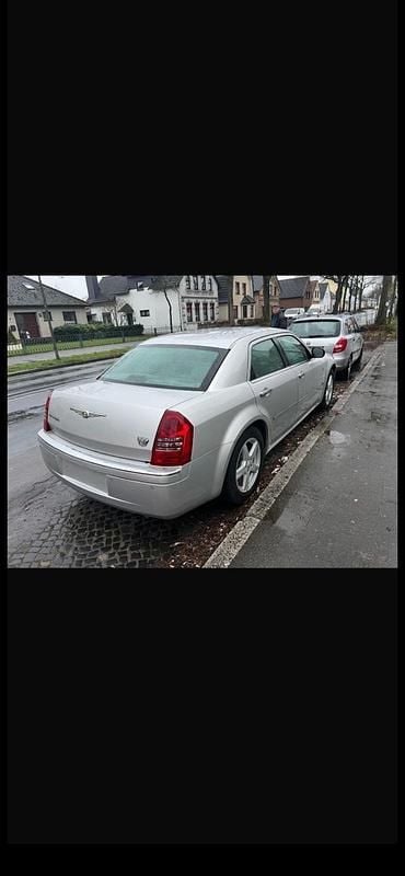 Gebraucht Chrysler 300C 179 PS (131 kW) 2005 Silber Limousine