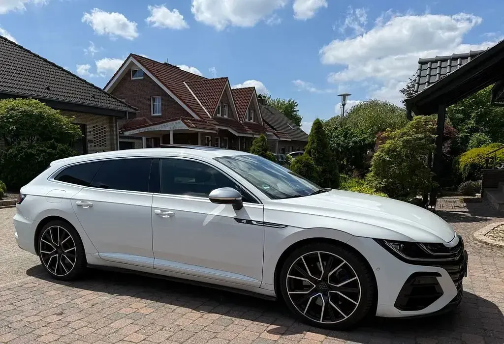 Gebraucht VW Arteon R 320 PS (235 kW) 2022 Weiß Limousine