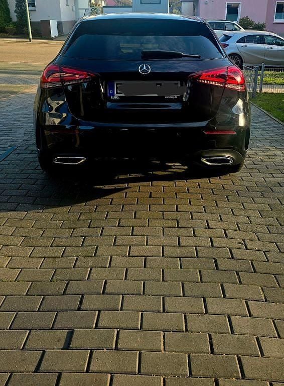 Gebraucht Mercedes A250 Night 218 PS (160 kW) 2022 Schwarz Limousine