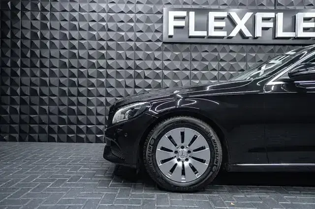 Gebraucht Mercedes C200 Avantgarde 136 PS (100 kW) 2016 Obsidianschwarz  metalliclack Limousine