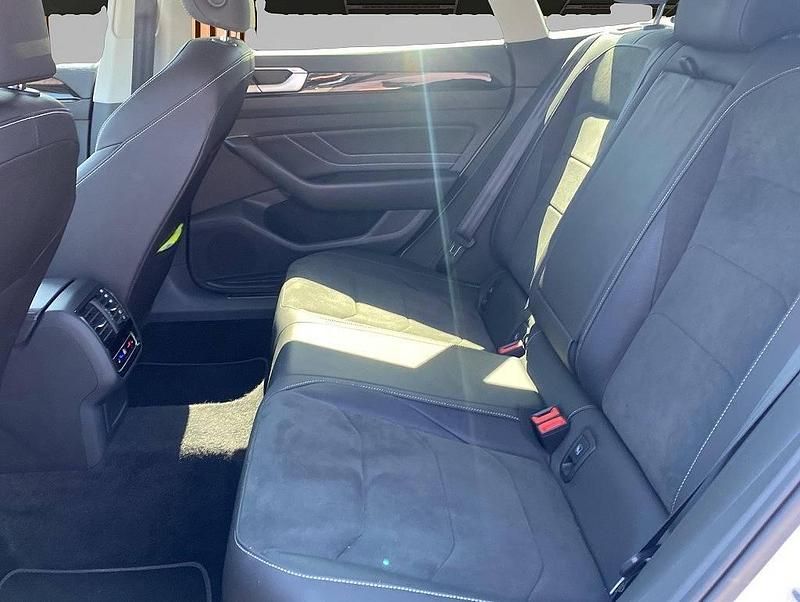 Gebraucht VW Arteon Elegance 150 PS (110 kW) 2023 Weiß Kombi