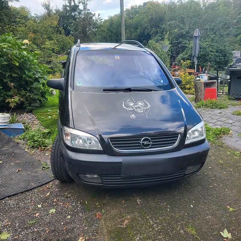 Schwarz Gebraucht 2002 Opel Zafira Limousine | 1.400 € (Fairer Preis) - Bild 1/4
