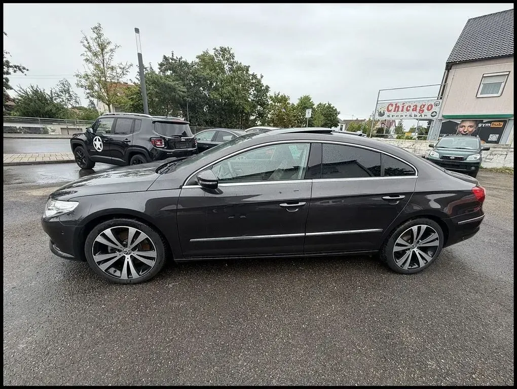 Gebraucht VW Passat Exclusive 170 PS (125 kW) 2011 Moccaanthrazit perleffekt Limousine