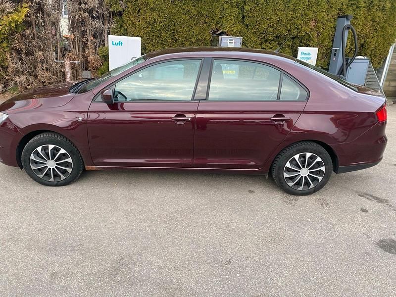 Gebraucht Seat Toledo 77 PS (56 kW) 2013 Rot Kleinwagen