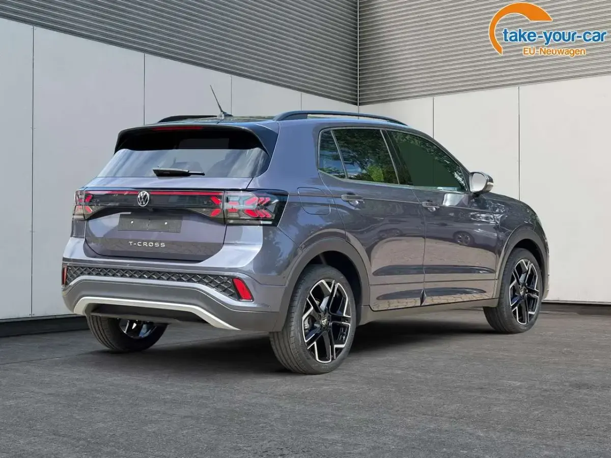 Neu VW T-Cross R-line 116 PS (85 kW) 2026 Reflexsilber metallic SUV