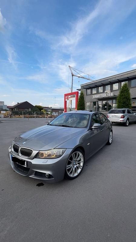 Gebraucht BMW 320 M Sport 170 PS (125 kW) 2011 Andere farben Limousine