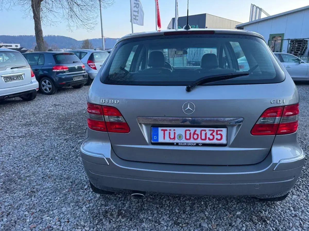 Gebraucht Mercedes B180 109 PS (80 kW) 2005 Grau Van / Kleinbus
