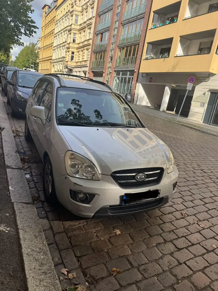 Brugt Kia Carens 144 HK (105 kW) 2008 Sølv MPV