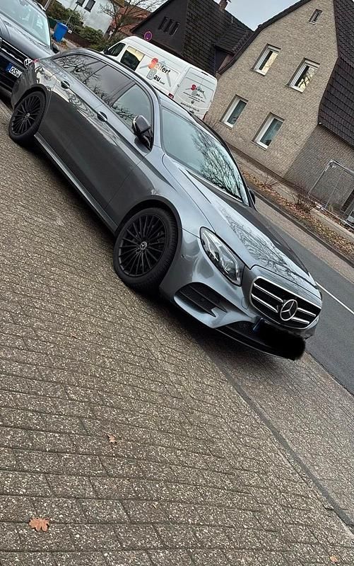 Gebraucht Mercedes E400 AMG 333 PS (244 kW) 2017 Grau Kombi