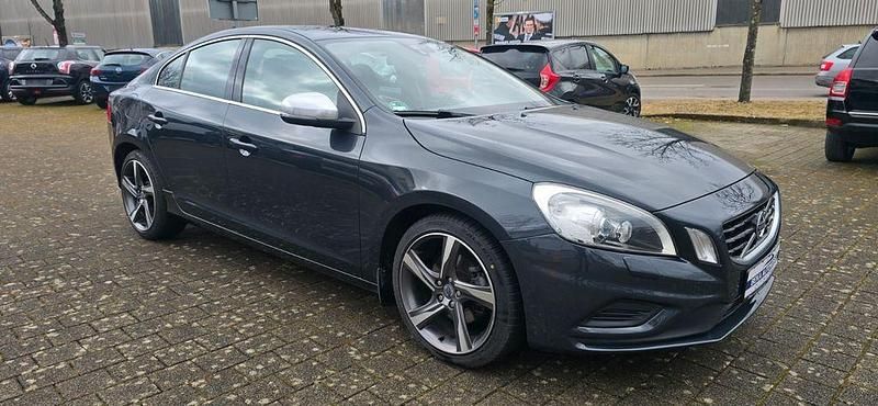 Gebraucht Volvo S60 R-Design 114 PS (83 kW) 2012 Grau Limousine