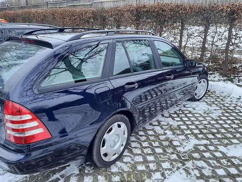 Gebraucht Mercedes C220 Classic 150 PS (110 kW) 2005 Kombi