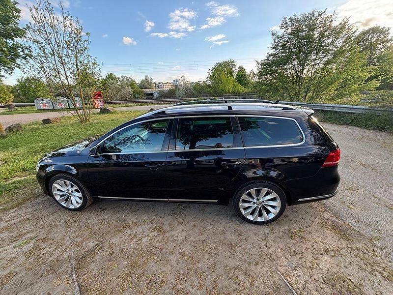 Gebraucht VW Passat Highline 170 PS (125 kW) 2011 Schwarz Kombi