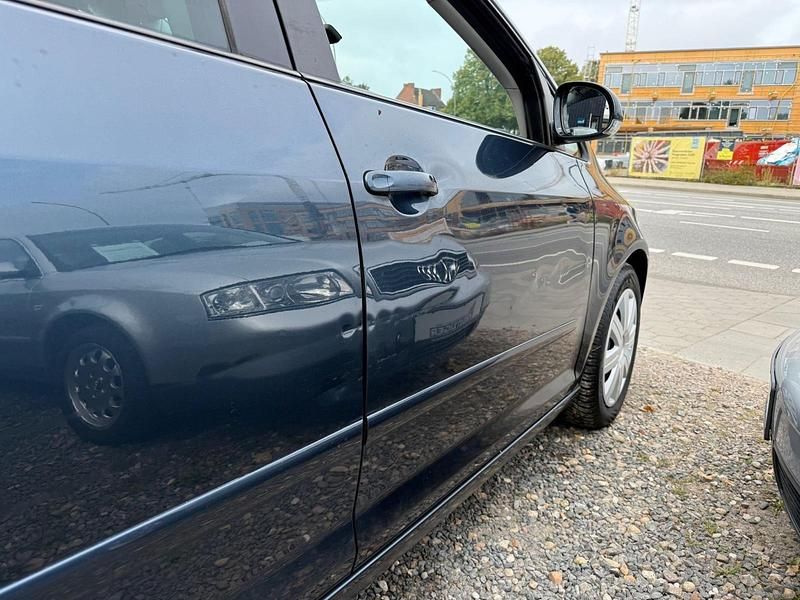 Gebraucht VW Golf Plus Cross 180 PS (132 kW) 2008 Blau Van / Kleinbus