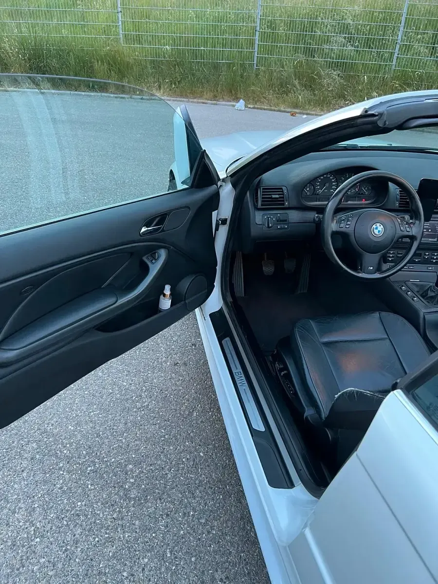 Gebraucht BMW 325 Cabriolet 192 PS (141 kW) 2004 Weiß Cabrio