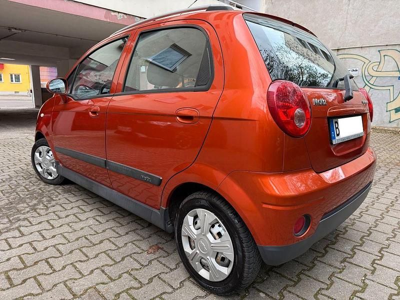 Gebraucht Chevrolet Matiz SX 67 PS (49 kW) 2009 Orange Kleinwagen