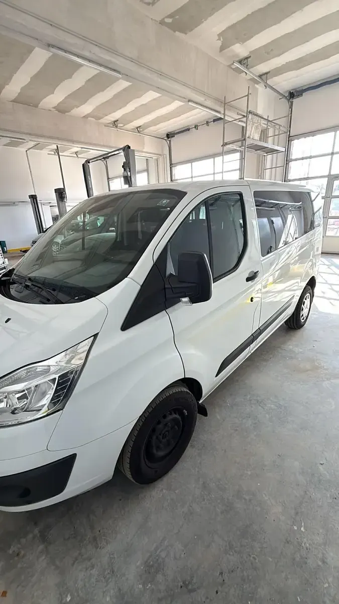 Usata Ford Transit 130 CV (95 kW) 2018 Bianco Monovolume