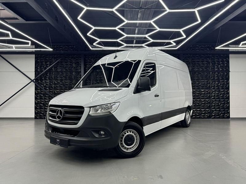 Weiß Gebraucht 2019 Mercedes Sprinter Van | 16.880 € (Guter Preis) - Bild 1/4
