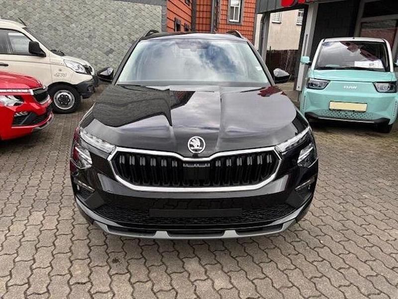 Neu Skoda Kamiq 150 PS (110 kW) 2025 Blackmagic perleffekt SUV
