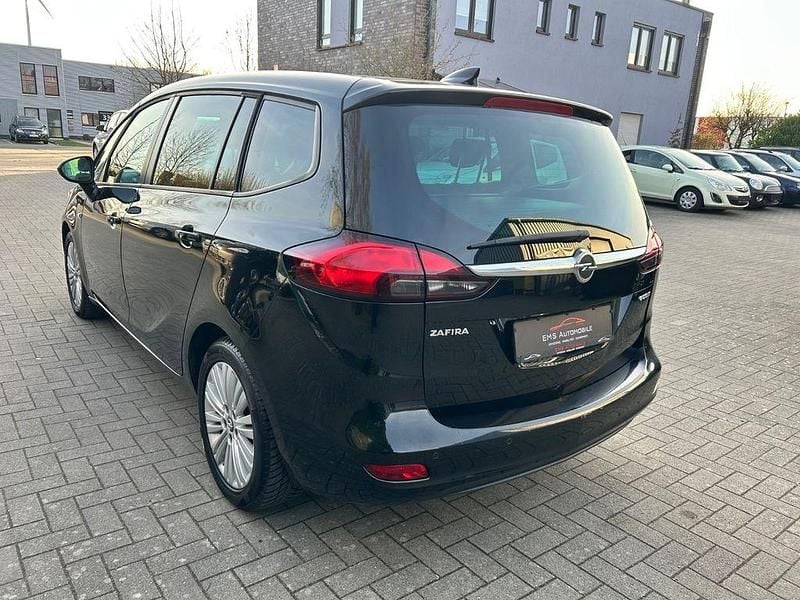 Gebraucht Opel Zafira Edition 140 PS (102 kW) 2017 Schwarz Van / Kleinbus