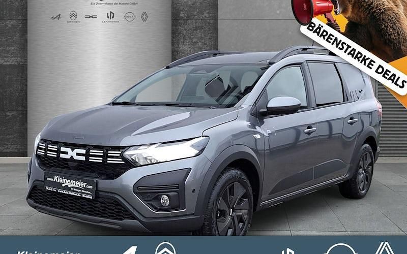 Neu Dacia Jogger Expression 141 PS (103 kW) 2025 Dolomitgrau Van / Kleinbus