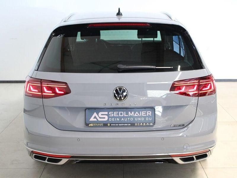 Gebraucht VW Passat Elegance 200 PS (147 kW) 2022 Mondsteingrau Kombi