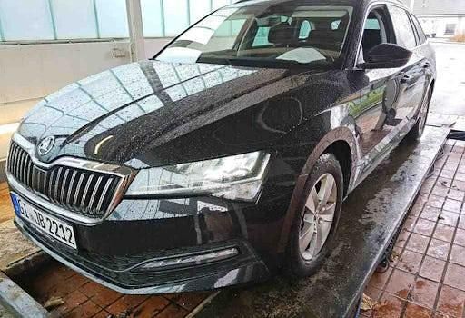 Gebraucht Skoda Superb Ambition 150 PS (110 kW) 2023 Schwarz Kombi