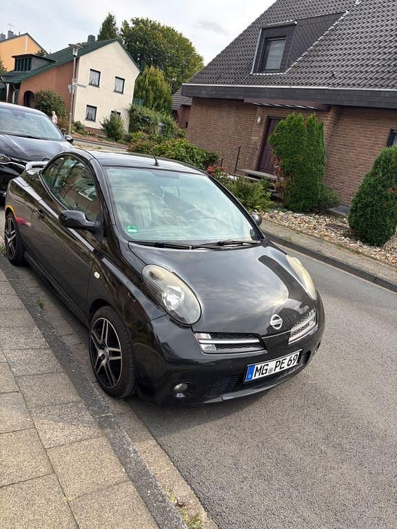 Schwarz Gebraucht 2005 Nissan Micra C+C Cabrio | 2.000 € (Teuer) - Bild 1/4