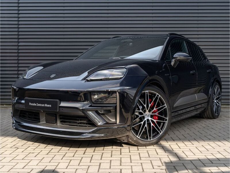 Tiefschwarzmetallic Gebraucht 2025 Porsche Macan Turbo SUV | 119.900 € (Fairer Preis) - Bild 1/4