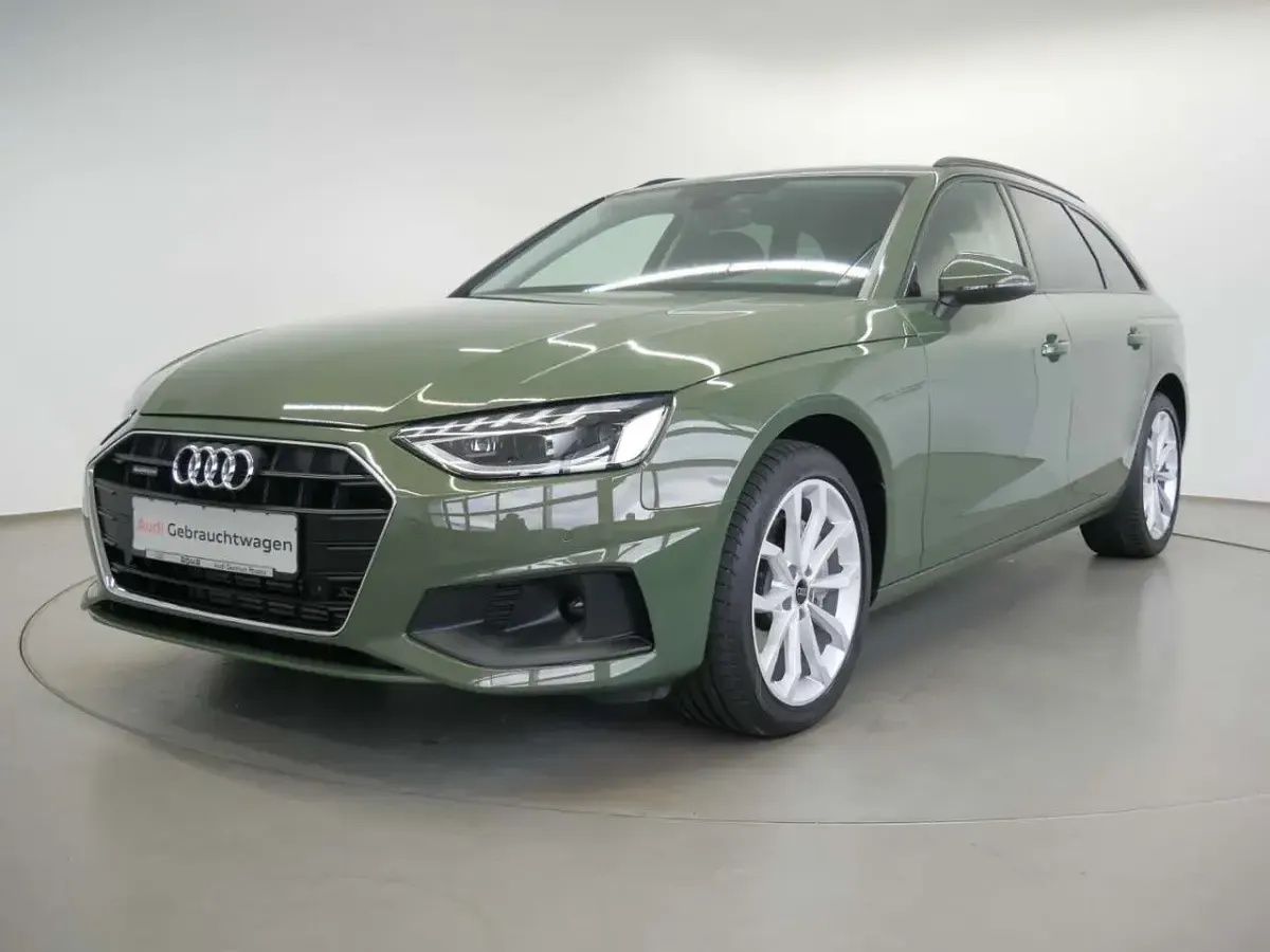 Second-hand Audi A4 204 CP (150 kW) 2023 Verde Break