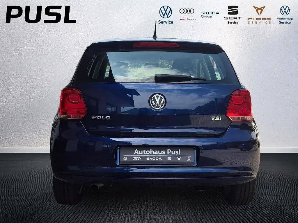 Gebraucht VW Polo Comfortline 90 PS (66 kW) 2013 Blau Kleinwagen