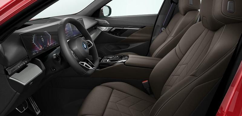 Gebraucht BMW 550e Comfort Edition 177 PS (130 kW) 2025 Rot Kombi