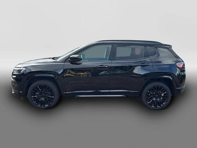 Gebraucht Jeep Compass 131 PS (96 kW) 2024 Schwarz SUV