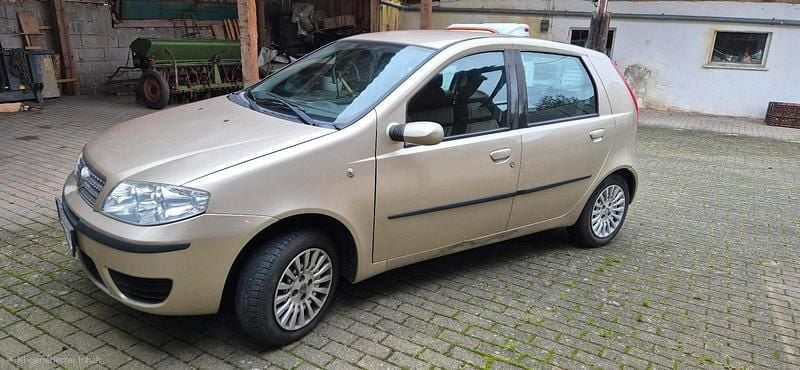 Gold Gebraucht 2008 Fiat Punto Kleinwagen | 2.000 € (Fairer Preis) - Bild 1/4