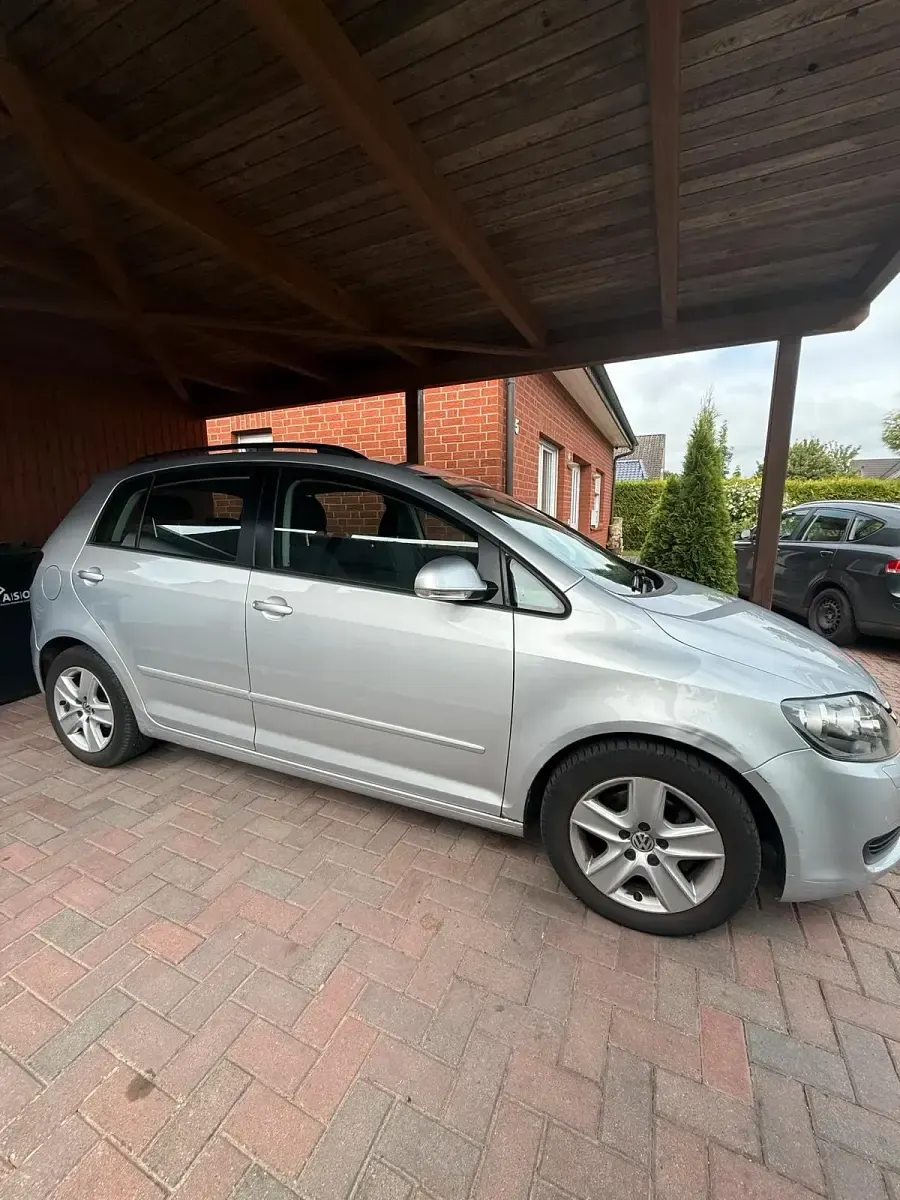 Gebraucht VW Golf Plus Cross 140 PS (102 kW) 2009 Silber Limousine