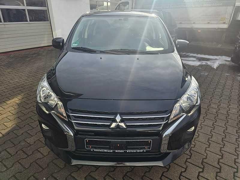 Gebraucht Mitsubishi Space Star Edition 71 PS (52 kW) 2020 Schwarz Limousine
